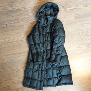 Women’s L North Face coat
